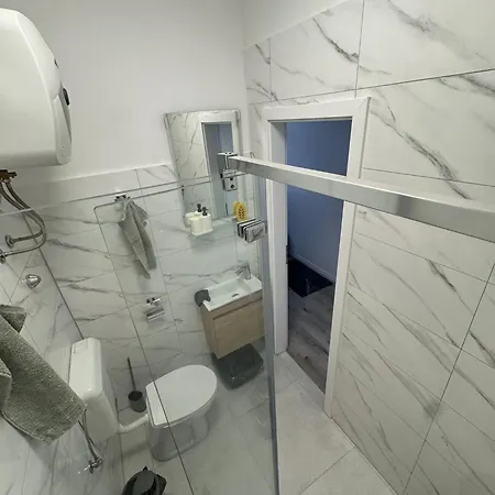בית הארחה Apartmandamir קריקווניצה