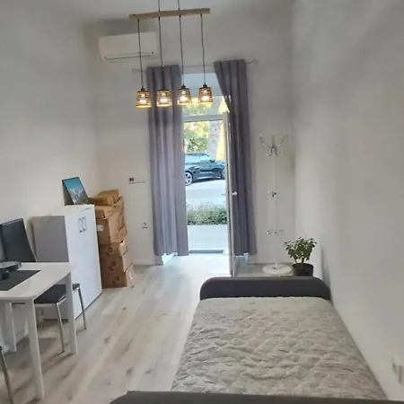 Гостевой дом Apartmandamir 3*